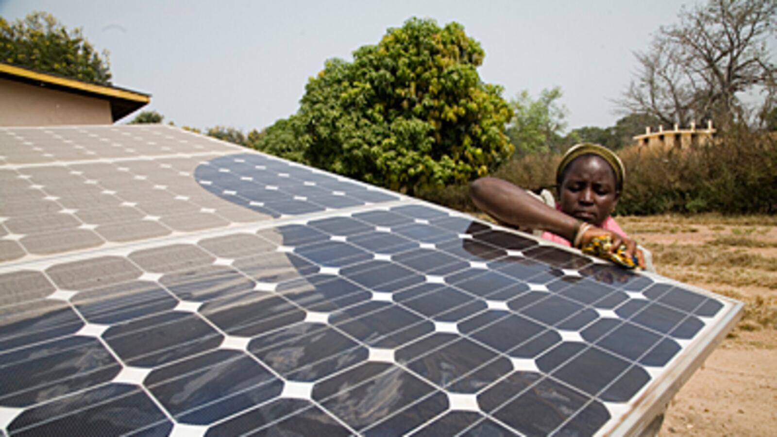 articles/2011/03/02/women-tools-technology-a-global-leapfrog-an-exxonmobil-sponsored-series/exxonmobil-article-1_kmoslk