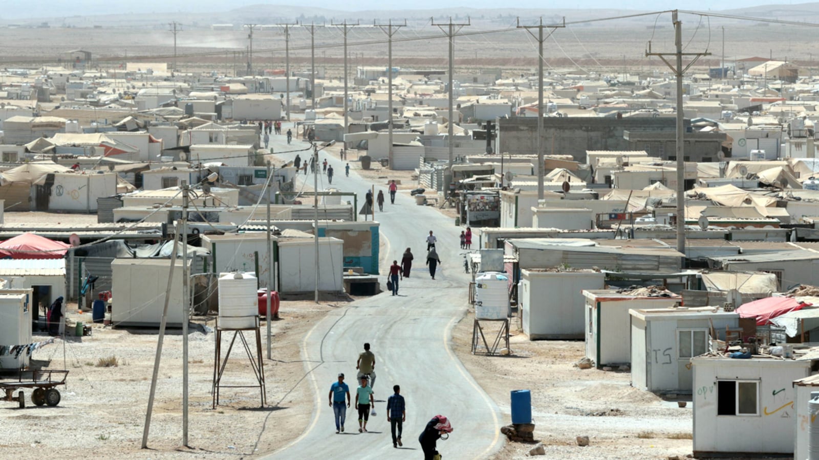 cheats/2015/09/22/most-syrian-refugees-still-in-the-region/150922-syrian-refugees-jordan-cheat_l8dwxz