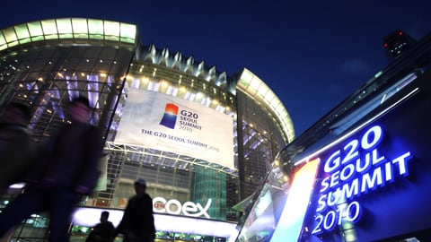 articles/2010/11/10/g-20-in-seoul-global-currency-war-is-inevitable/chang-g-20_140196_ti2thx