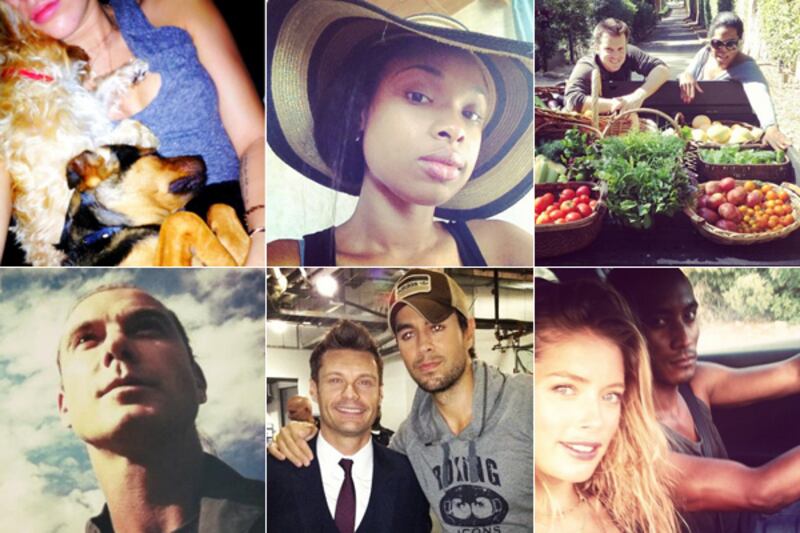 galleries/2012/09/02/ryan-seacrest-oprah-more-celebrity-twitter-pictures-photos/best-twitter-pictures-120902-tease_yo5niz