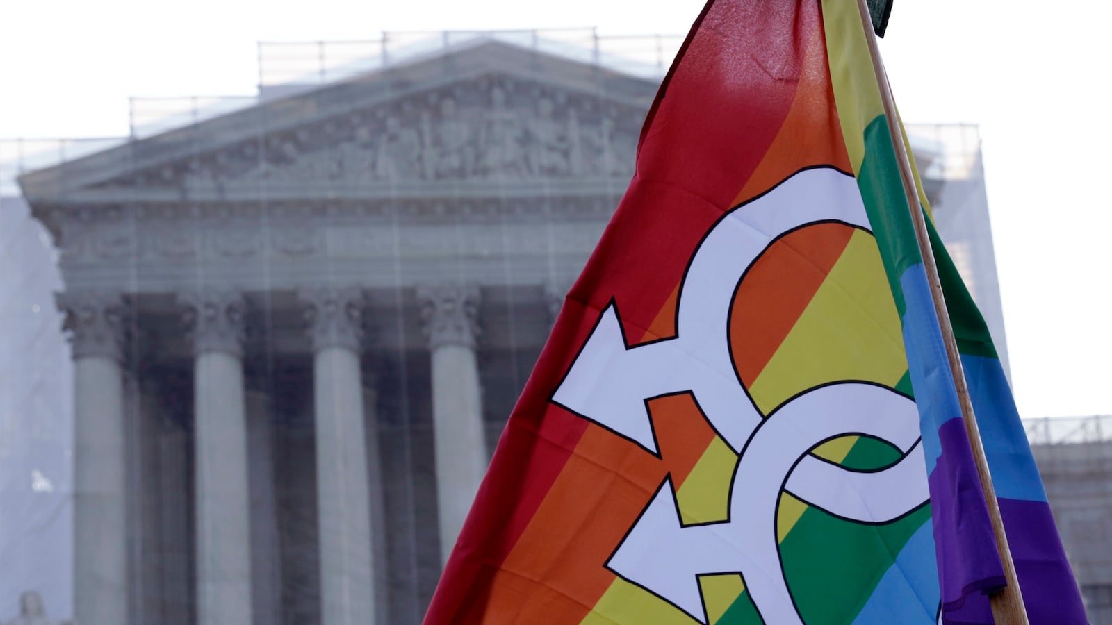 articles/2014/11/07/the-courts-shameful-day-on-gay-marriage-in-deboer-v-snyder/141106-michaelson-gay-tease_tzv1zg