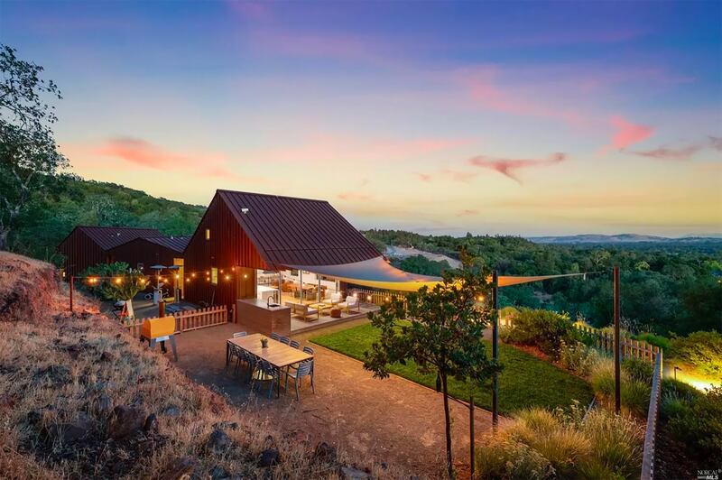 211102-OMG-Sonoma-17_kbn3dx