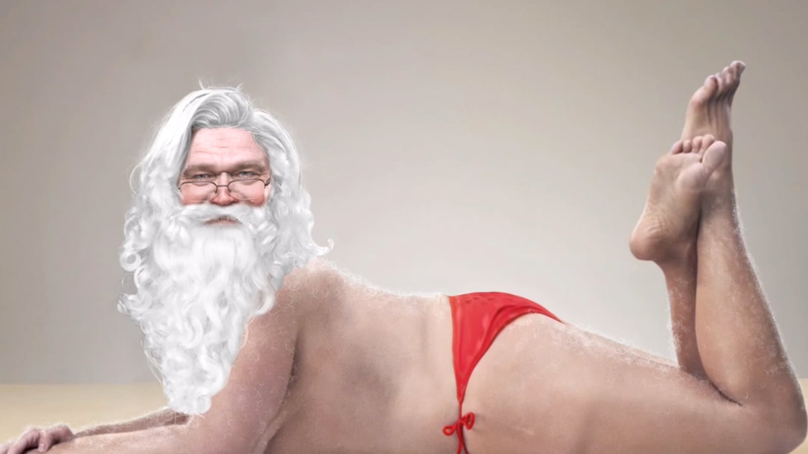 articles/2013/12/18/santa-claus-is-a-bikini-model/131218-reis-santa-tease_w6etre