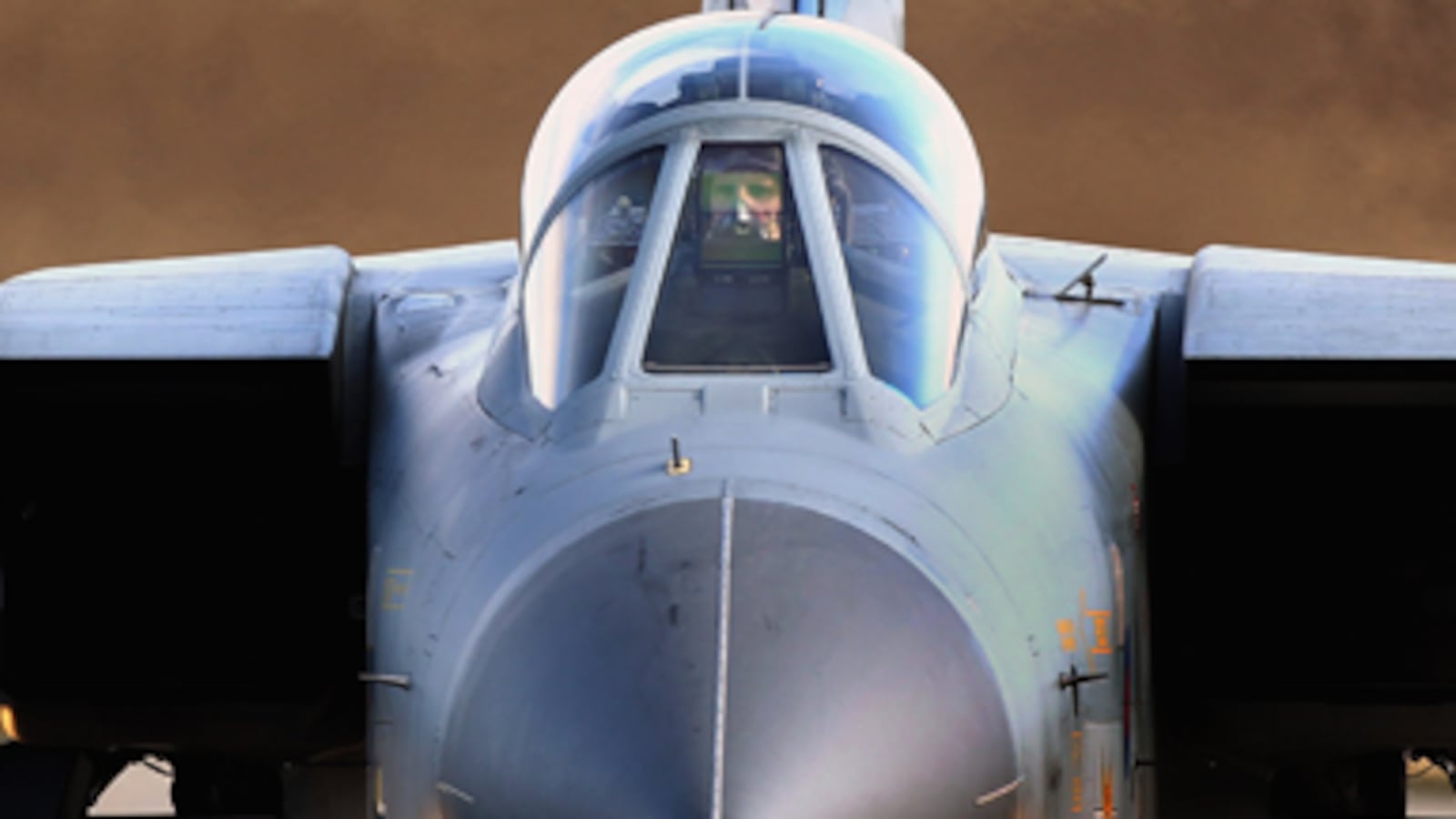 articles/2011/03/18/libya-no-fly-zone-no-drive-zone-invasion-the-best-military-option/ohanlon-libya_167568_bafzqm