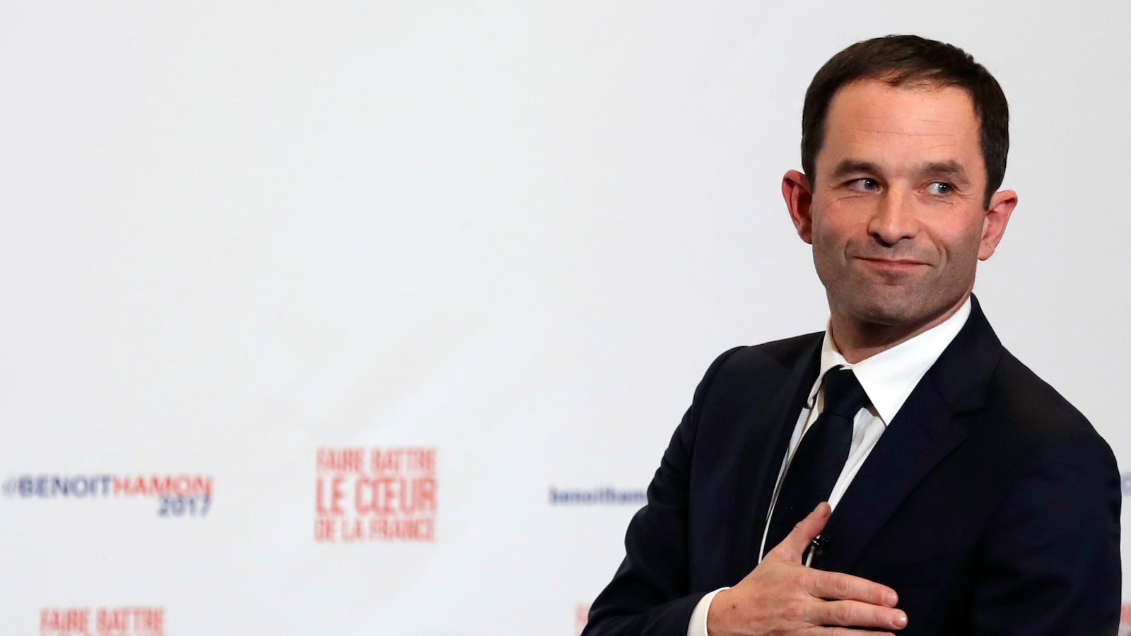 cheats/2017/01/29/benoit-hamon-wins-french-left-wing-primary/170218-hamon-france-cheat_zm3kow