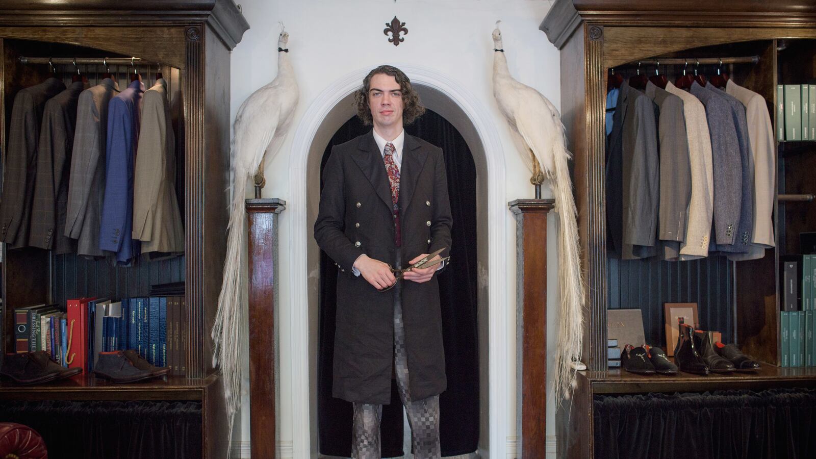 articles/2016/07/14/rory-duffy-is-new-york-city-s-finest-tailor-and-yet-he-can-t-make-a-decent-living/160713-stein-nyc-tailor-tease_h2ryll