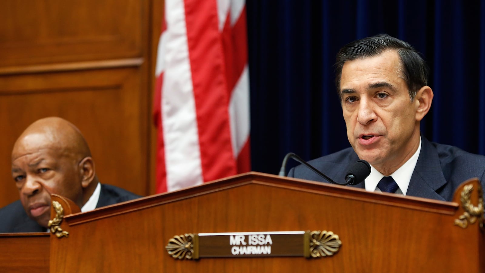 articles/2014/11/25/the-irs-email-double-standard/141125-lewis-irs-email-tease_uuqd2u