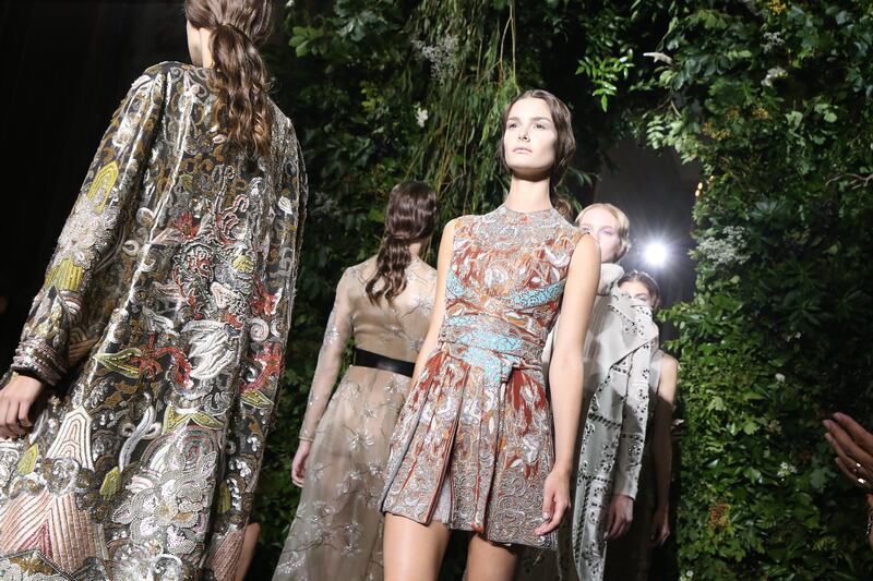 galleries/2014/07/11/the-best-of-paris-haute-couture-fashion-week-photos/140710-best-couture-9_hb4oam