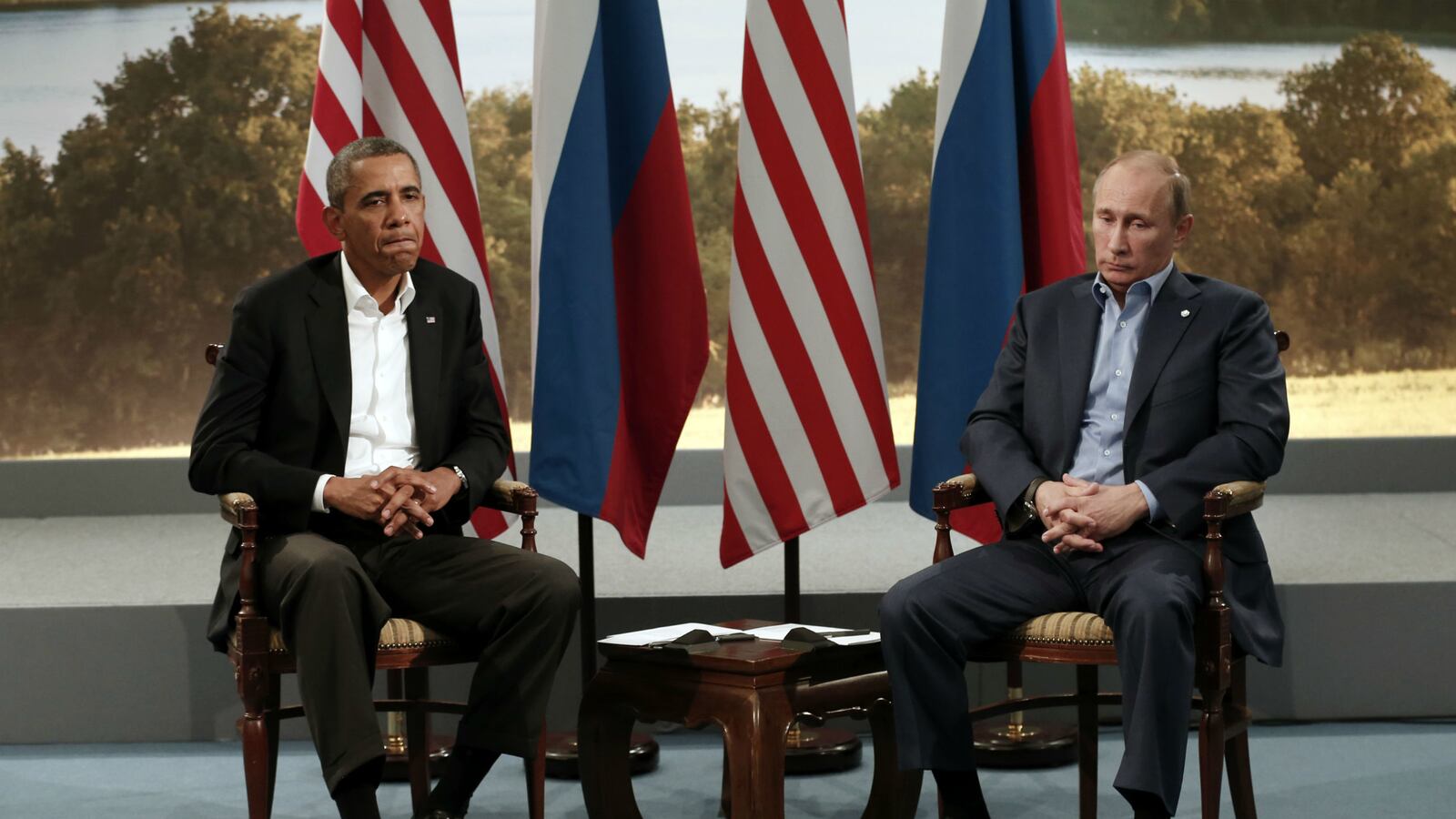cheats/2015/10/01/u-s-russia-agree-to-syria-talks/150924-obama-putin-meeting-cheat_pbsszt