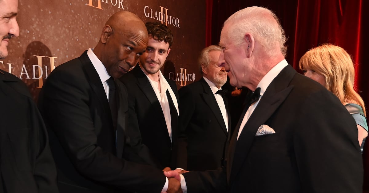 Denzel Washington Reveals What King Charles Told Him During Awkward ...