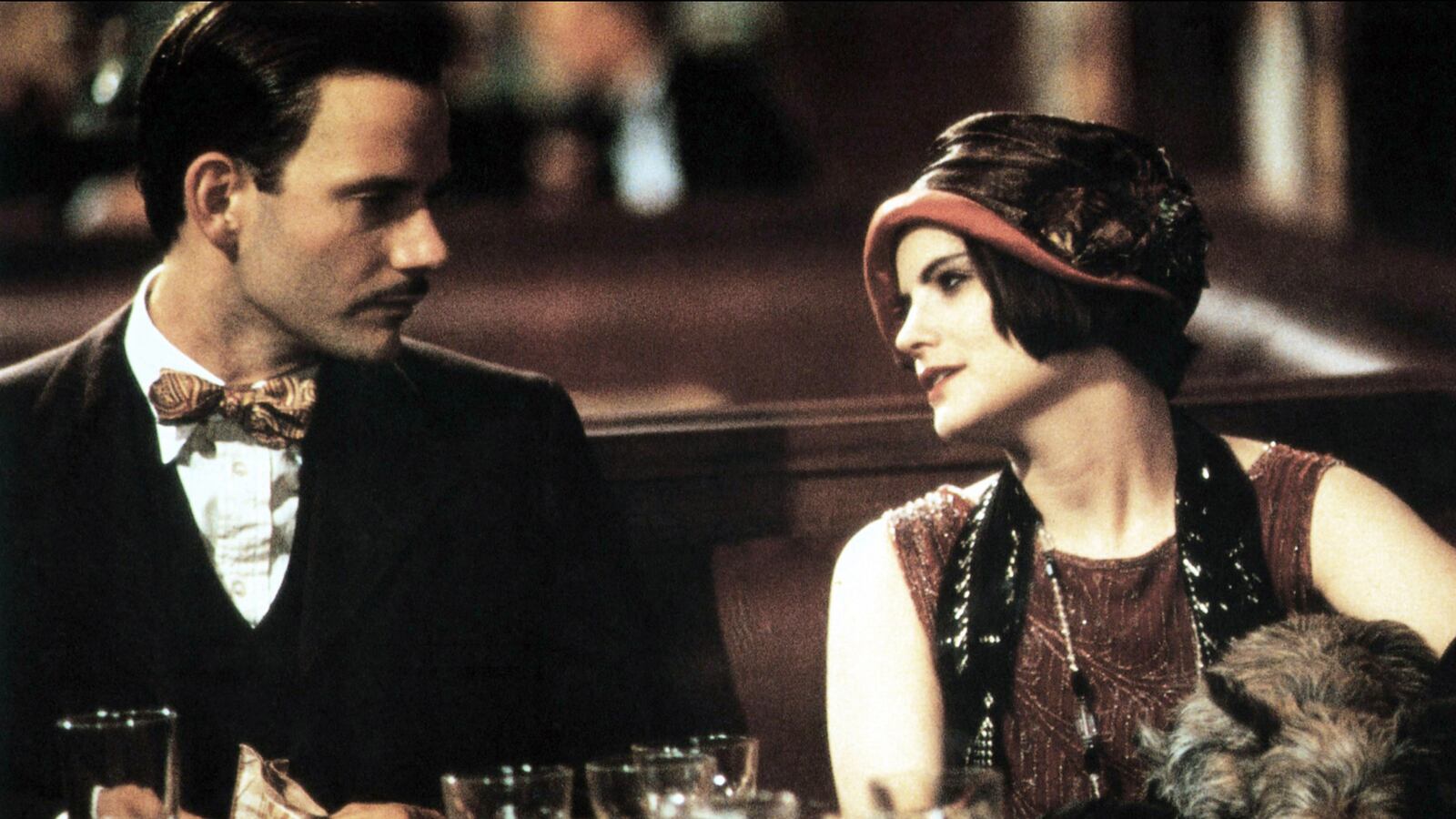 articles/2015/11/14/where-thurber-and-co-knocked-it-back/151113-vinciguerra-favorite-bar-tease_o1mbyd