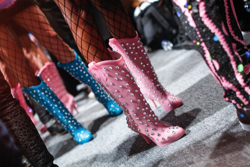 articles/2016/02/16/welcome-to-the-stiletto-cowboy-boot-jeremy-scott-zac-posen-tory-burch-thom-browne-and-rag-bone-at-nyfw/160216-teeman-crocker-nyfw-jeremy-scott-embed_xdzmla