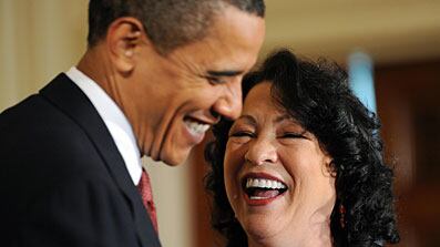 cheats/2009/08/12/sotomayor-gets-warm-reception/sotomayor-ovation_keysnq