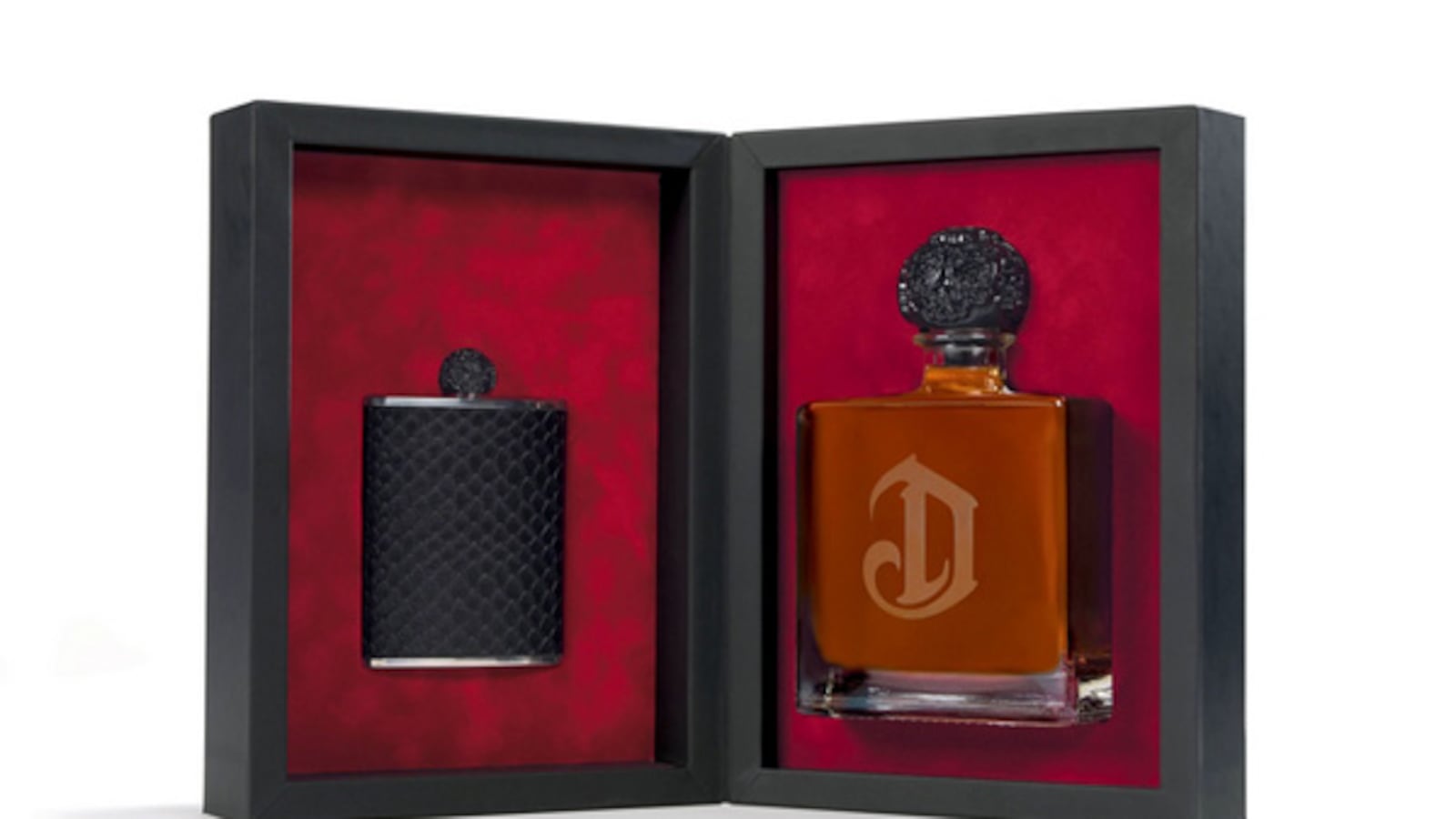 articles/2012/11/28/one-percent-shots-testing-leona-deleon-s-825-bottle-of-tequila/leona-tequila-gross-tease_clmruv