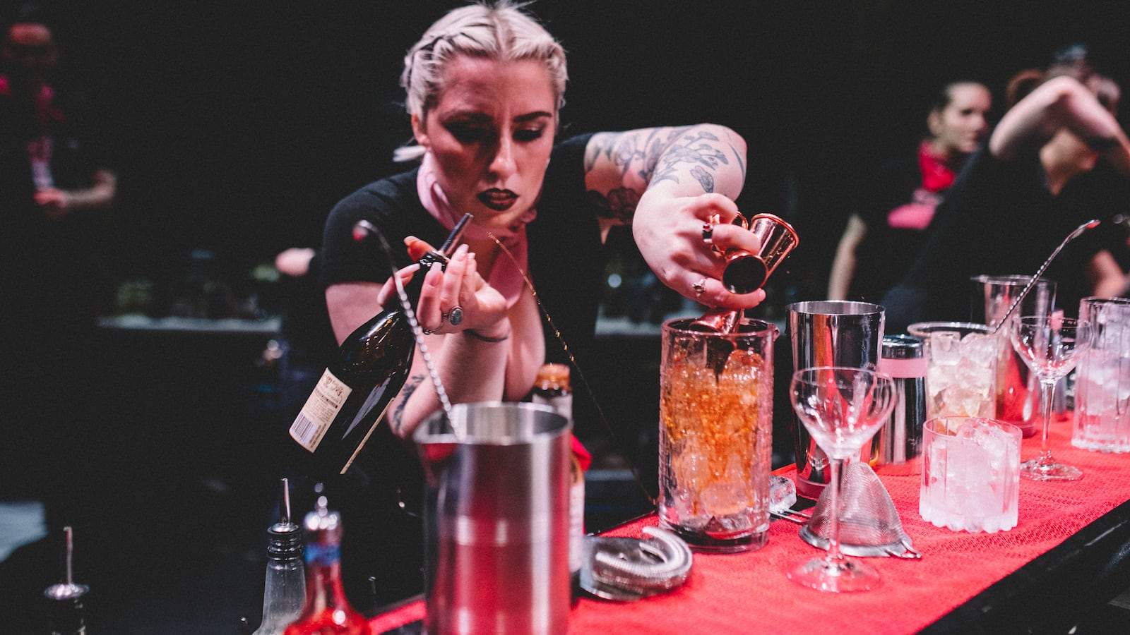 210807-Rothbaum-worlds-fastest-bartender-tease_kffzyo