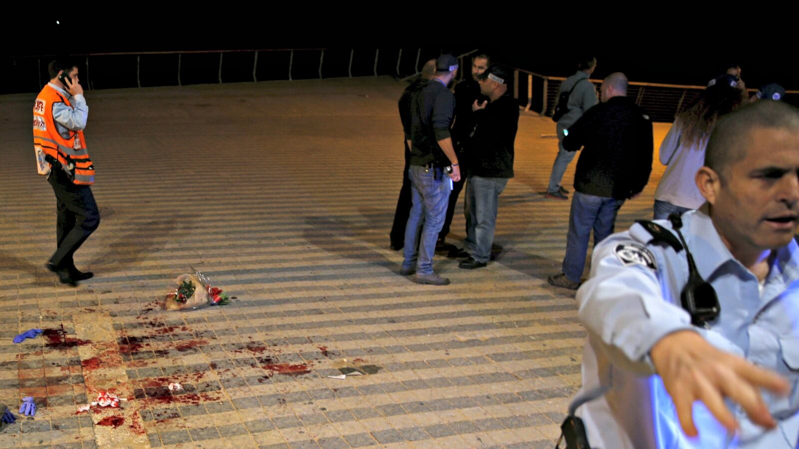 cheats/2016/03/08/american-fatally-stabbed-in-tel-aviv/160308-israel-stabbing-cheat_fu9gqo