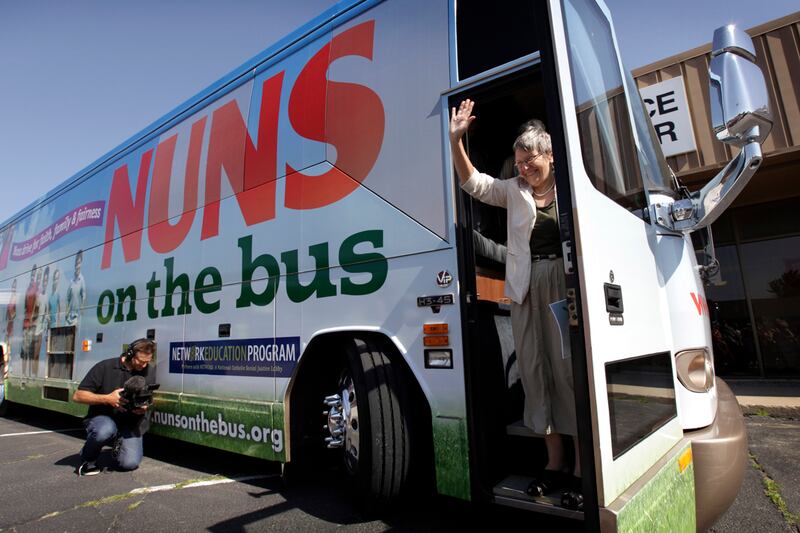articles/2012/06/28/nuns-vs-romney-the-sisters-hit-the-battleground-state-of-ohio/nuns-on-the-bus-howey_aif0sd