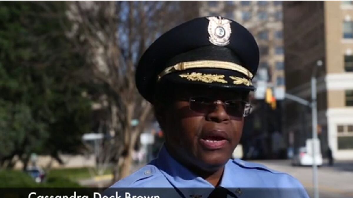 cheats/2016/03/01/family-cops-fatally-shot-man-in-back/160301-raleigh-pd-shooting-cheat_hus8pj