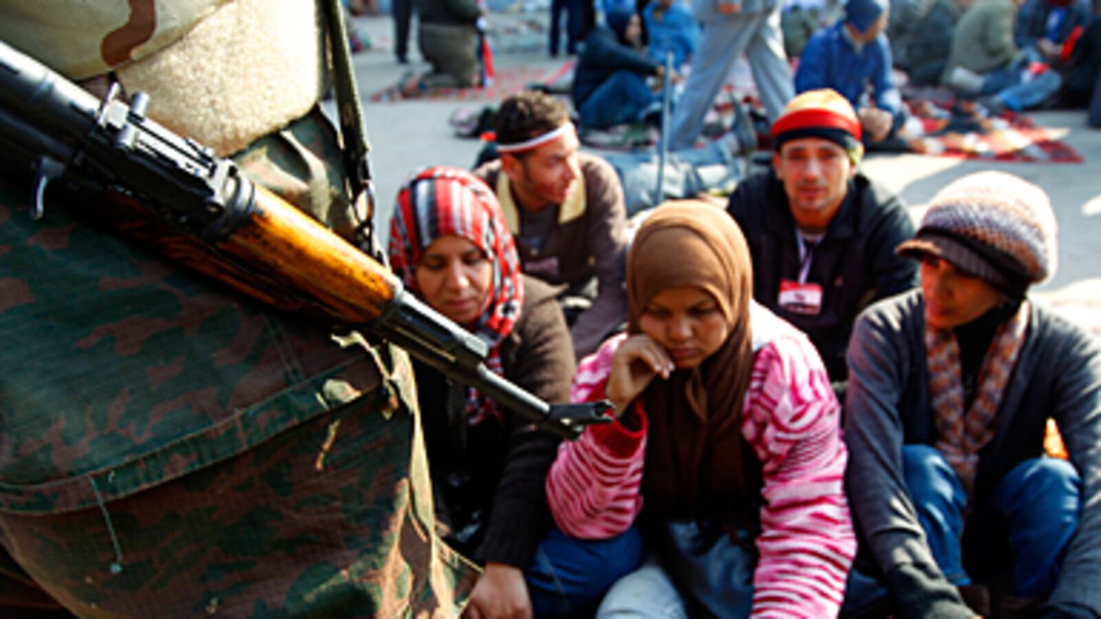 cheats/2011/02/12/egyptrsquos-protesters-draw-up-demands/protestors-demand-timetable_q1lfhd