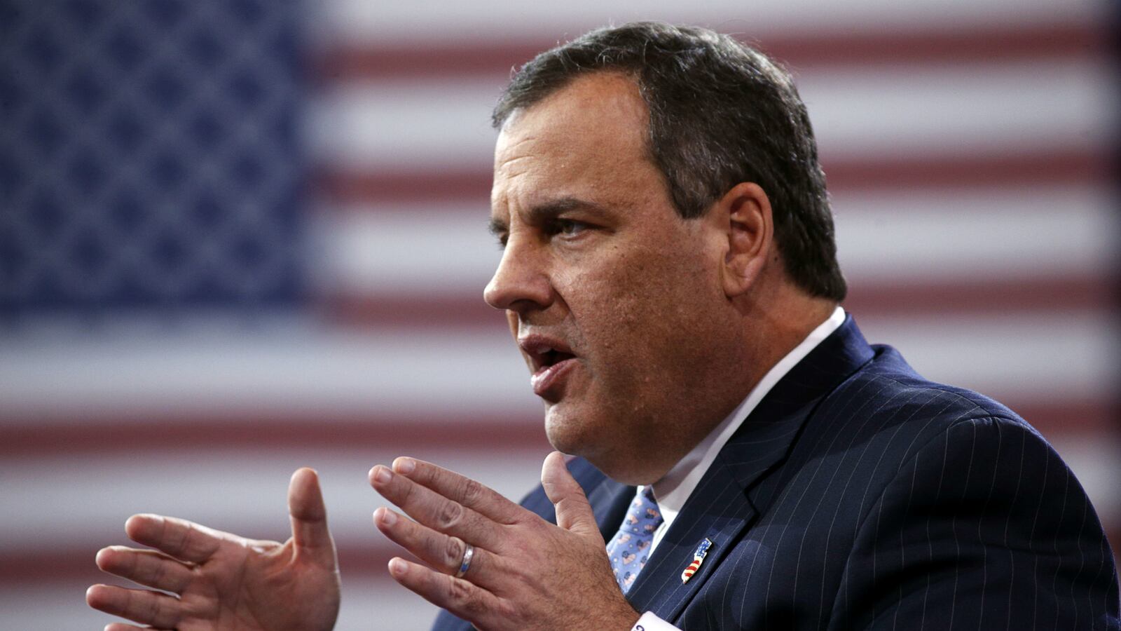 cheats/2015/04/14/christie-end-social-security-for-rich/150414-christie-cheat_wq3b66