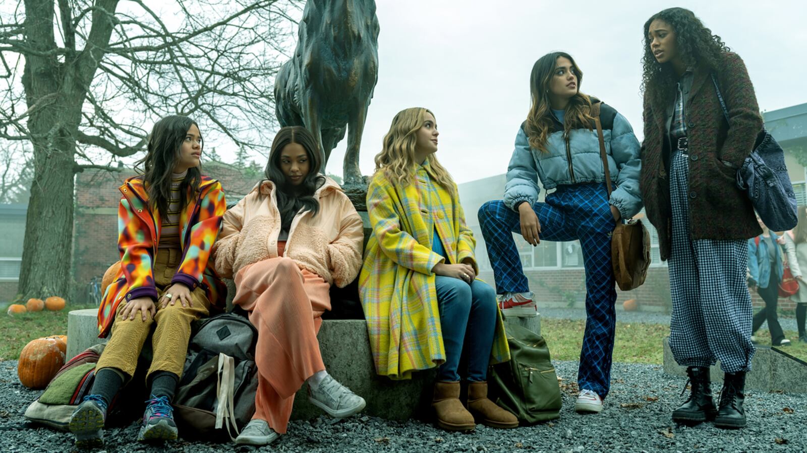 220815-pretty-little-liars-hero_q7lmbj