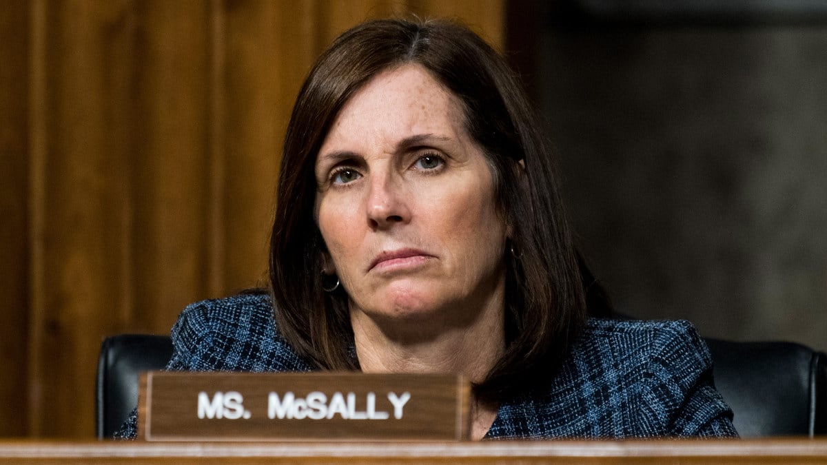 200117-lewis-martha-mcsally-hero_wbjyf2