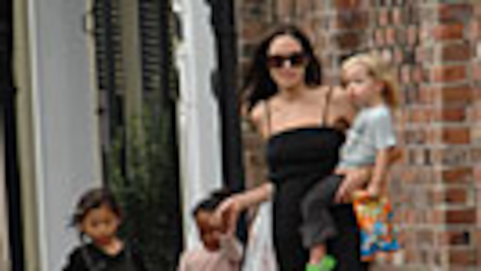 articles/2008/11/02/how-macha-are-you-or-quiz-how-macha-are-you/satran-macha_2099_oswebp