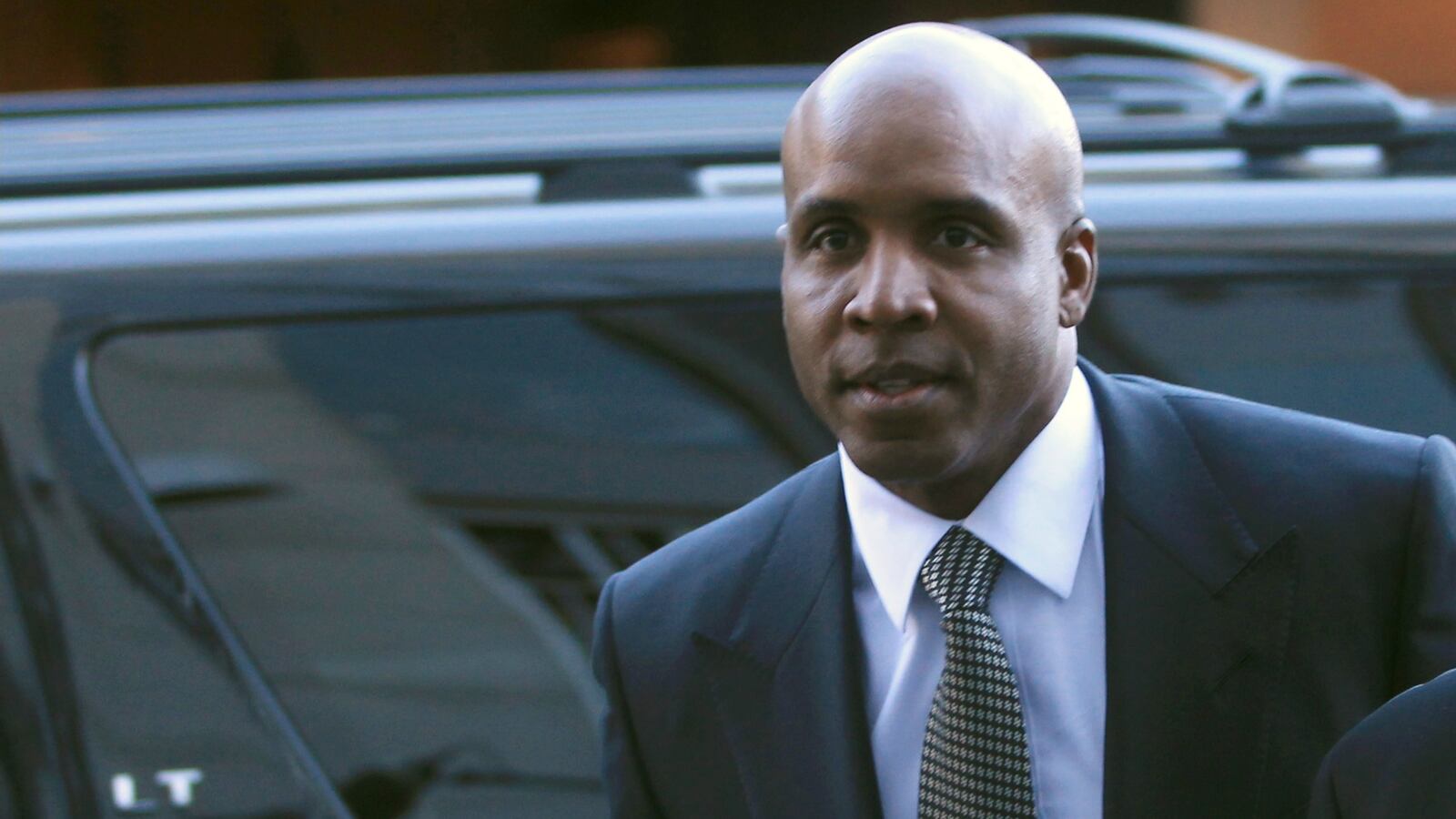 cheats/2015/12/01/barry-bonds-in-talks-for-mlb-coach-job/151201-barry-bonds-cheat_zjxa2y