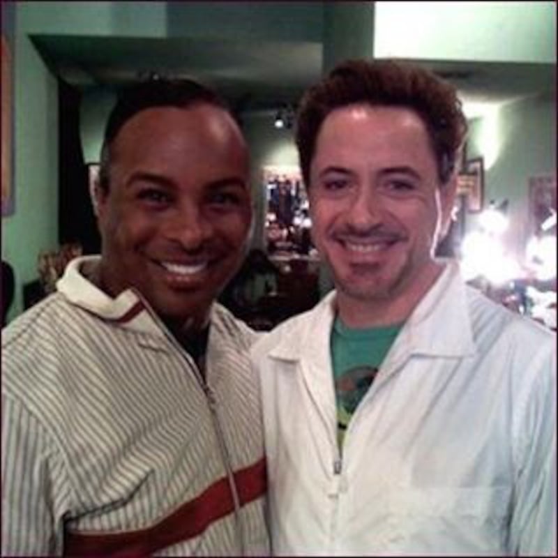 articles/2013/08/18/meet-hollywood-s-eyebrow-king-damone-roberts/130817-damone-roberts-embed1_ohguul