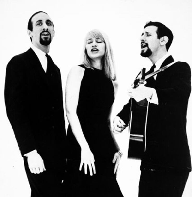 galleries/2009/12/23/celebrity-deaths-2009/celebrity-deaths-2009---mary-travers_z4esog