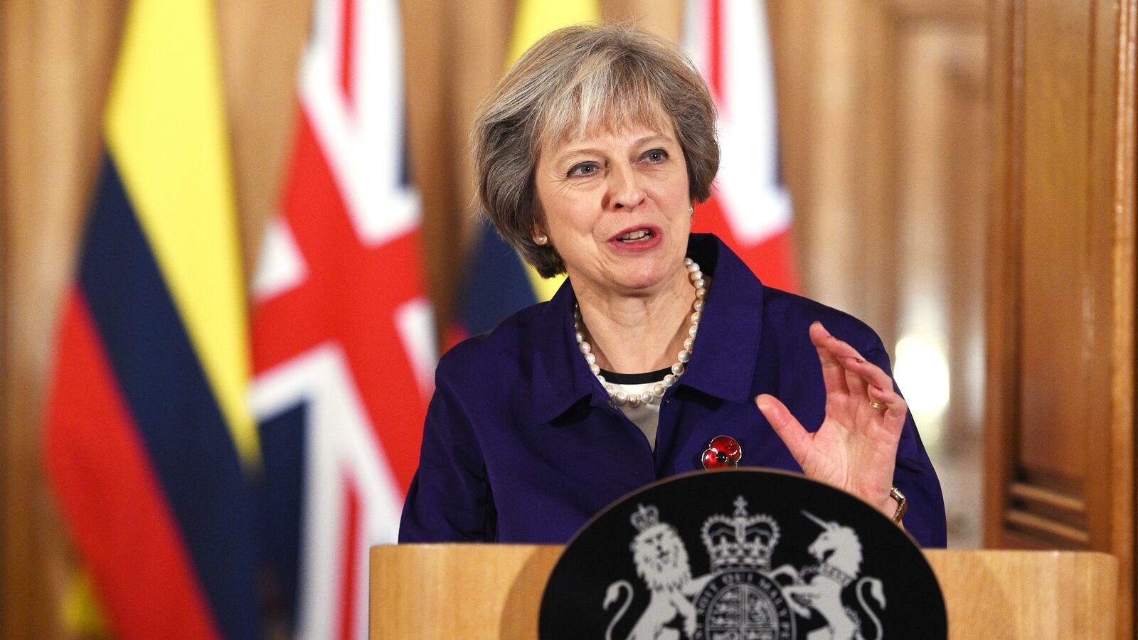 cheats/2016/11/06/theresa-may-reaffirms-brexit-will-happen/161106-theresa-may-cheat_quaafc