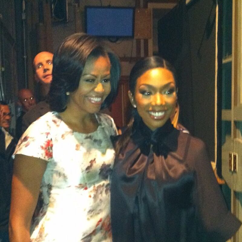 galleries/2012/10/21/tom-hanks-miley-cyrus-more-celebrity-twitter-pictures-photos/brandy_norwood_wvvrqc