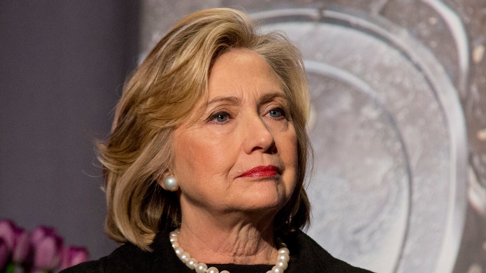 articles/2014/12/01/hillary-praises-fracking-stays-silent-on-keystone/141201-freedlander-clinton-tease_d0xrls