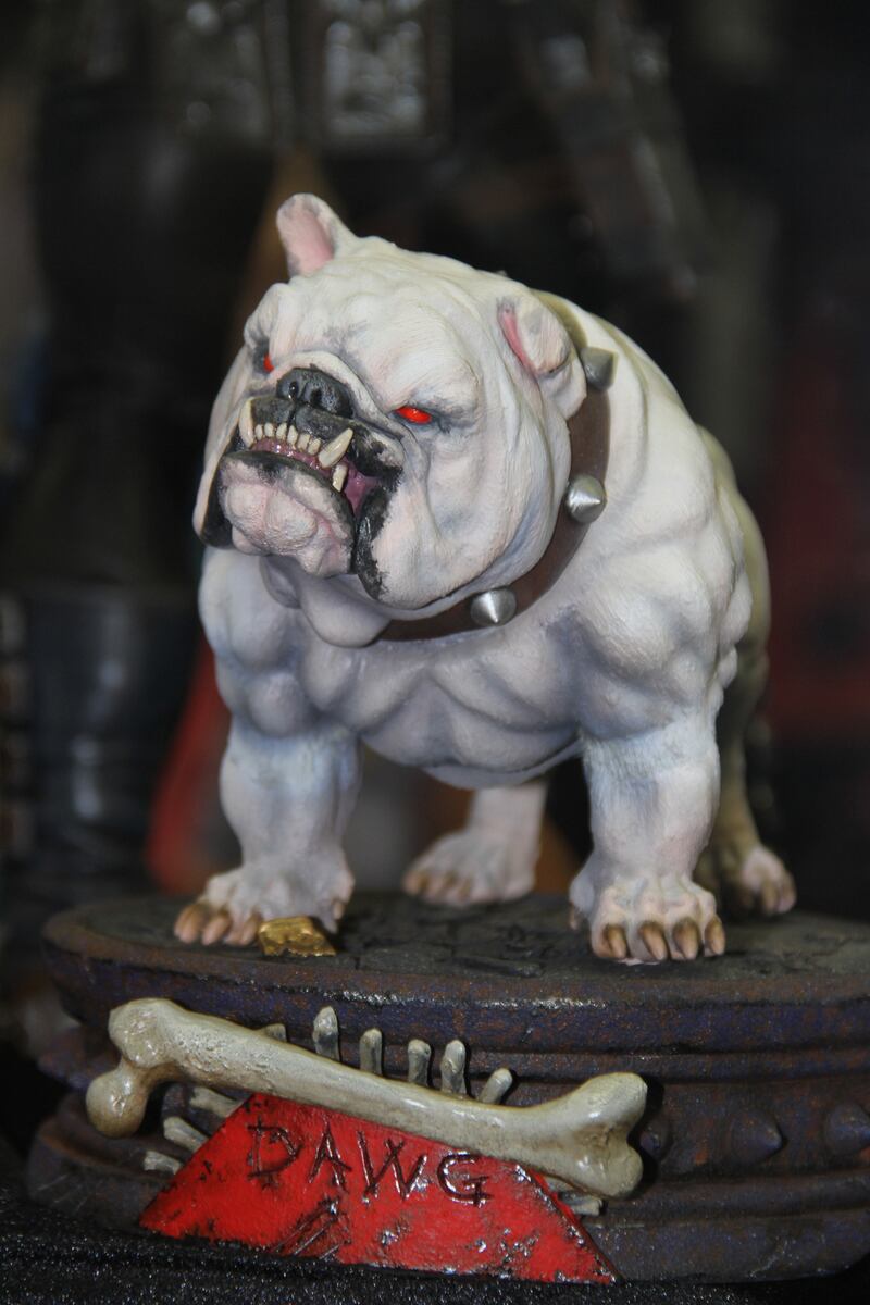 galleries/2014/07/26/comic-con-2014-see-the-weirdest-and-craziest-costumes-and-gadgets/140725-cc-dawg_bwwtdv