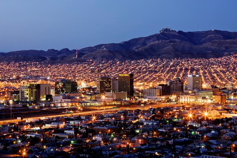 galleries/2012/01/20/girl-scout-cities-photos/07-El-Paso_fjbvxc