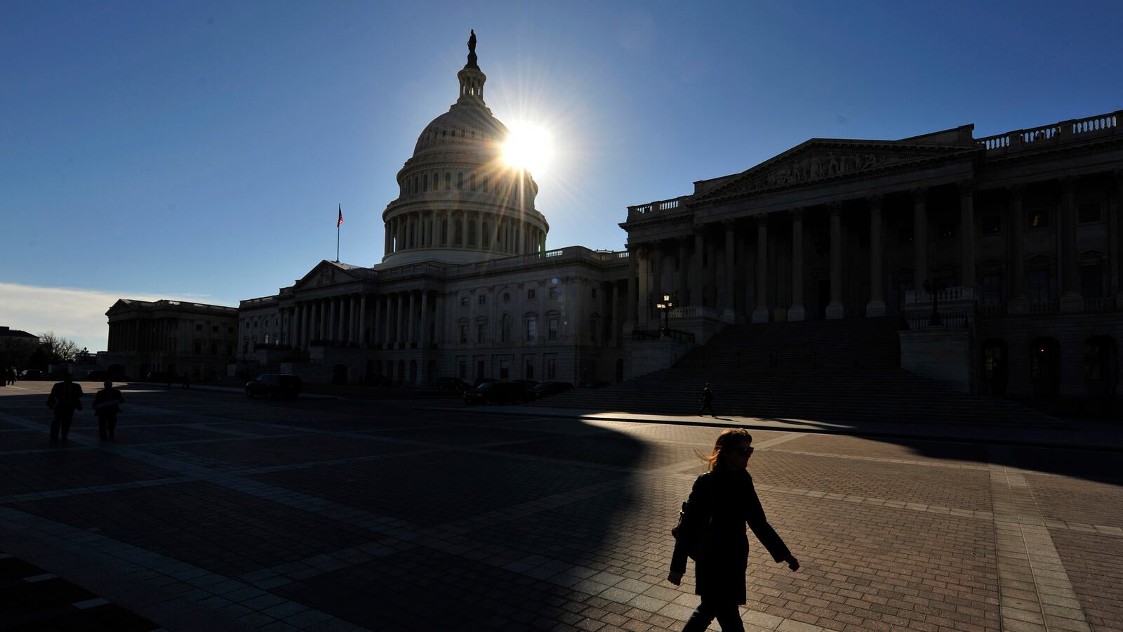 articles/2013/02/24/as-the-sequester-looms-the-outlines-of-a-solution-emerge/130224-sequester-avlon-tease_azizq7