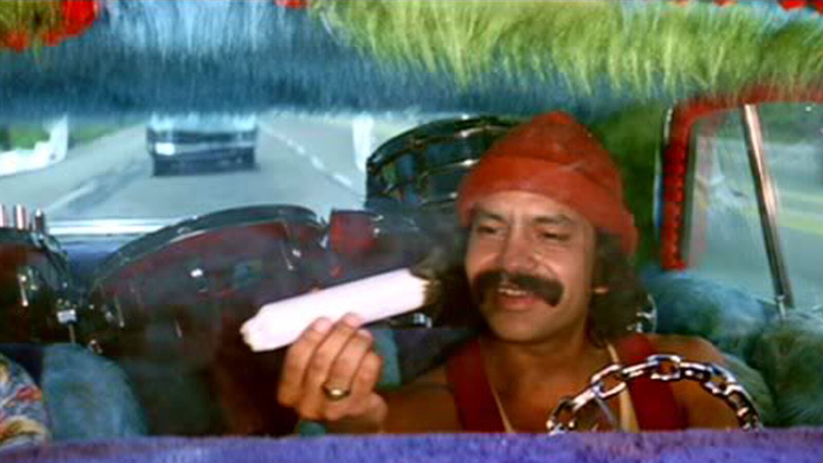 articles/2014/07/31/congress-scaremongers-on-stoned-driving/140731-mak-driving-high-tease_lovfro