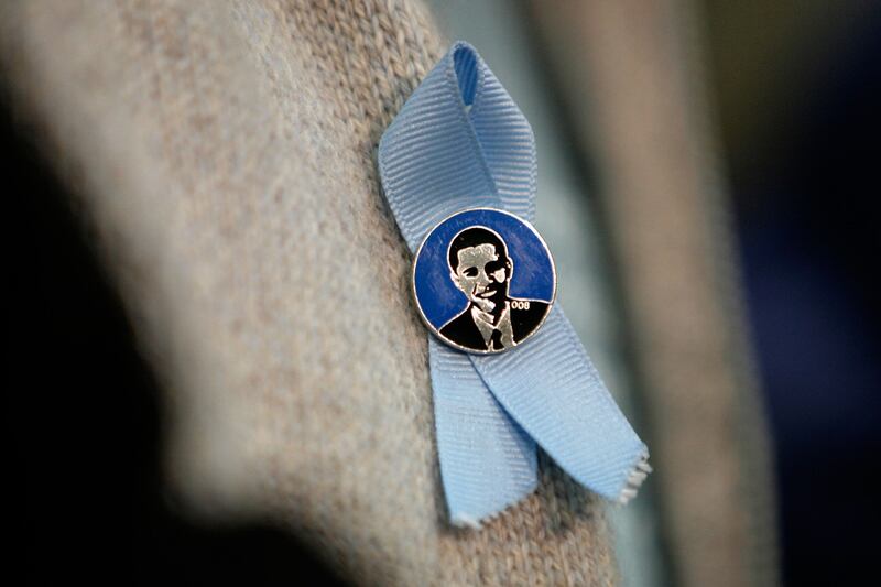 articles/2013/11/15/goodbye-blue-a-post-obama-democratic-doctrine/131114-schoen-obama-tease_c6uep1