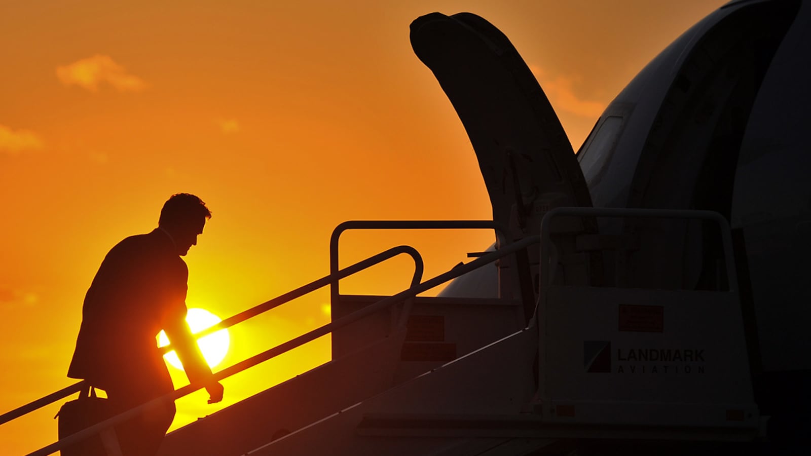 articles/2012/09/19/mark-mckinnon-on-why-time-is-running-out-for-mitt-romney/romney-obit-mckinnon_rsorva