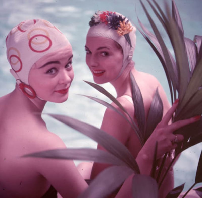 galleries/2012/07/01/photos-vintage-swimming-pools/vintage-pool-photos-7_bltfmk