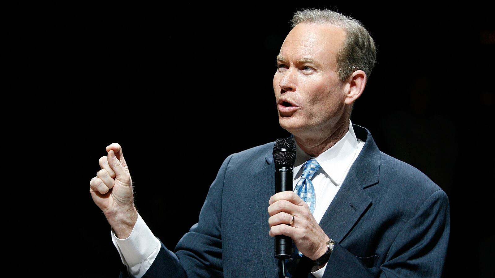 articles/2013/05/21/stuck-far-from-home-oklahoma-city-mayor-mick-cornett-asks-for-prayers/130520-mick-cornett-okc-mayor-avlon-tease_zqnahi