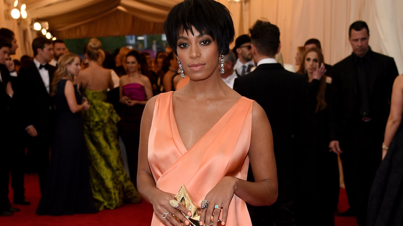 articles/2014/05/14/solange-knowles-met-gala-clutch-worth-fighting-for-nicolas-ghesquiere-brings-top-talent-to-first-louis-vuitton-campaign/140714-solange-met-cheat_mdip6y