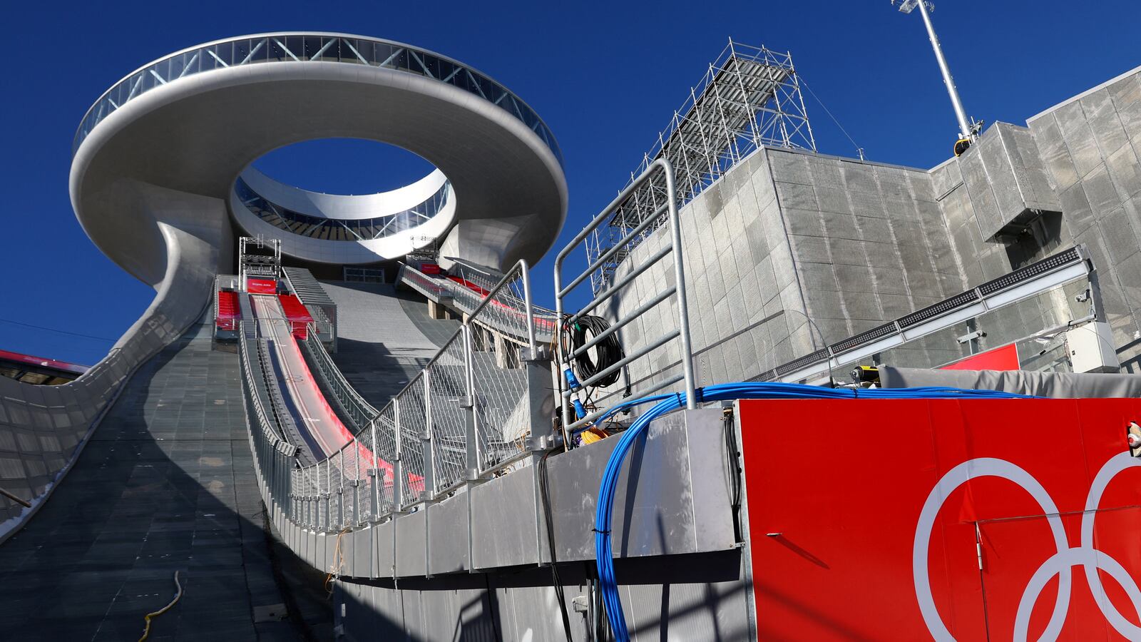 2022-01-15T094428Z_1807938045_RC2HZR96UN9D_RTRMADP_3_OLYMPICS-2022_evcfgo