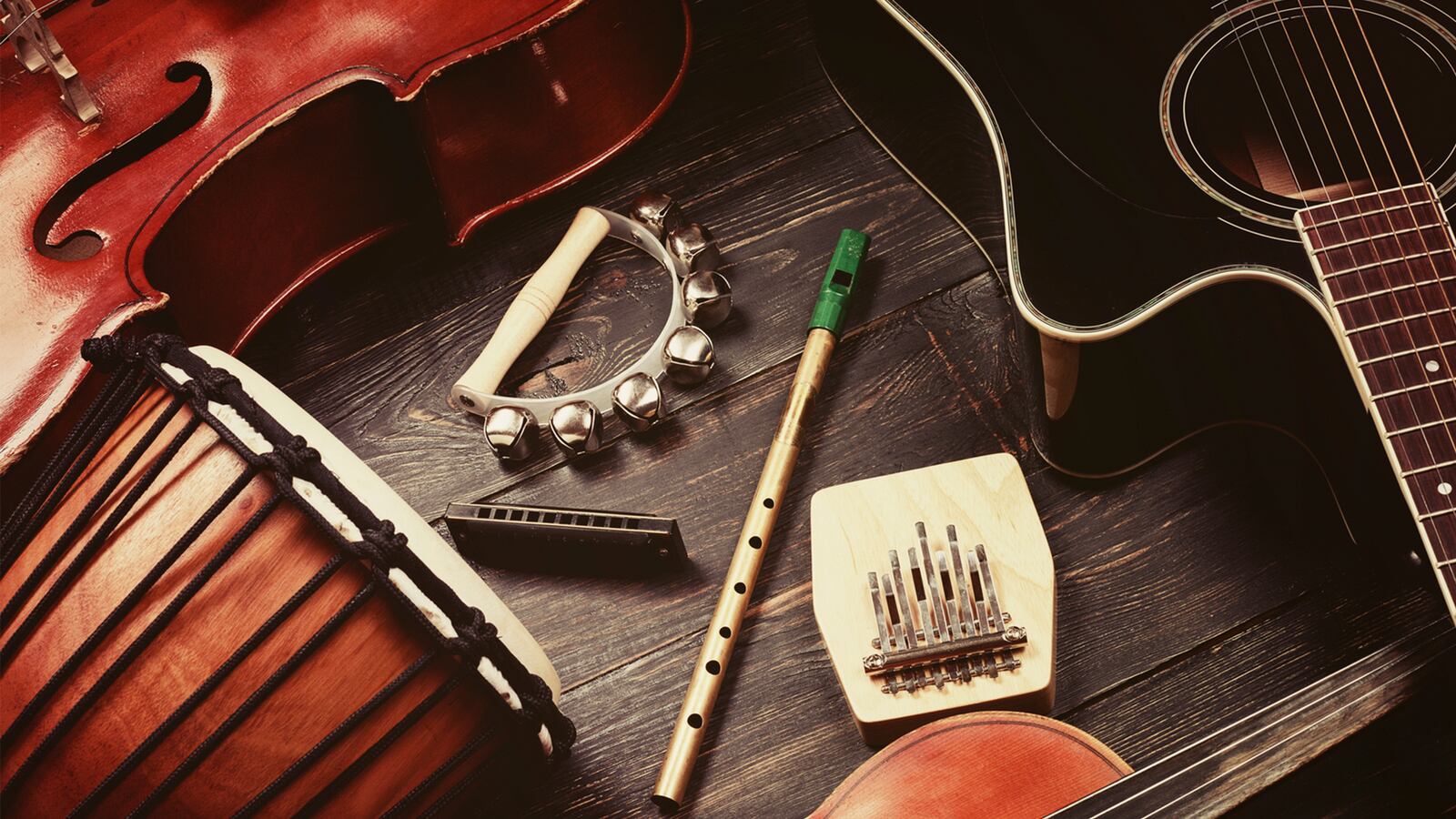 articles/2016/10/15/how-the-humble-tin-whistle-changed-my-life/161014-Paulette-Jiles-_Tin-Whistle-tease_b6p6rs