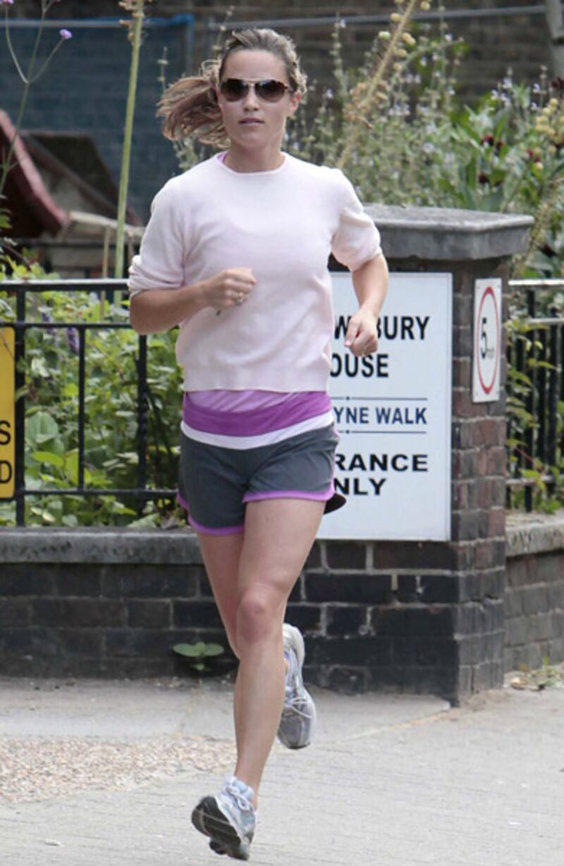 galleries/2011/07/29/pippa-middleton-s-summer-style-photos/pippa-middleton-style-6_i1pqiq