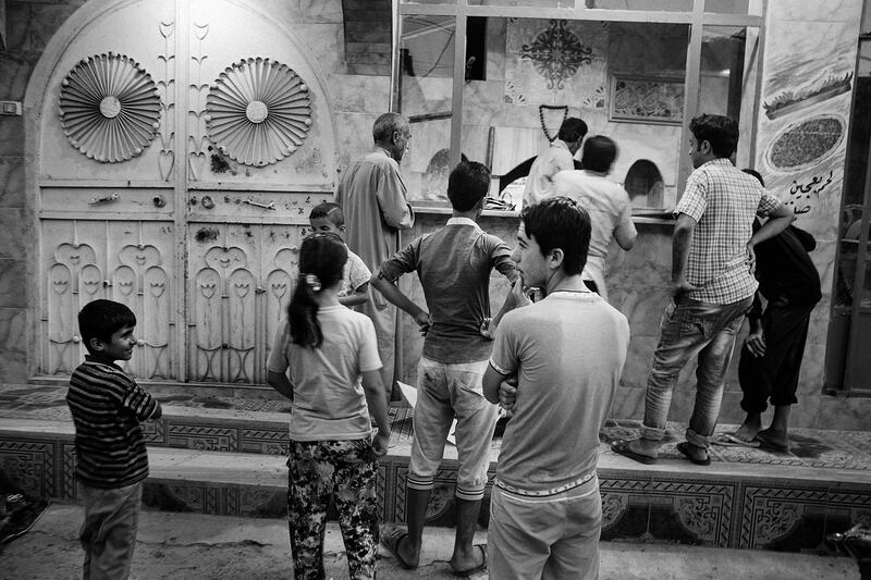 galleries/2014/08/04/inside-kobani-syria-photos/140801-sayman-kobani10_d6k8xn