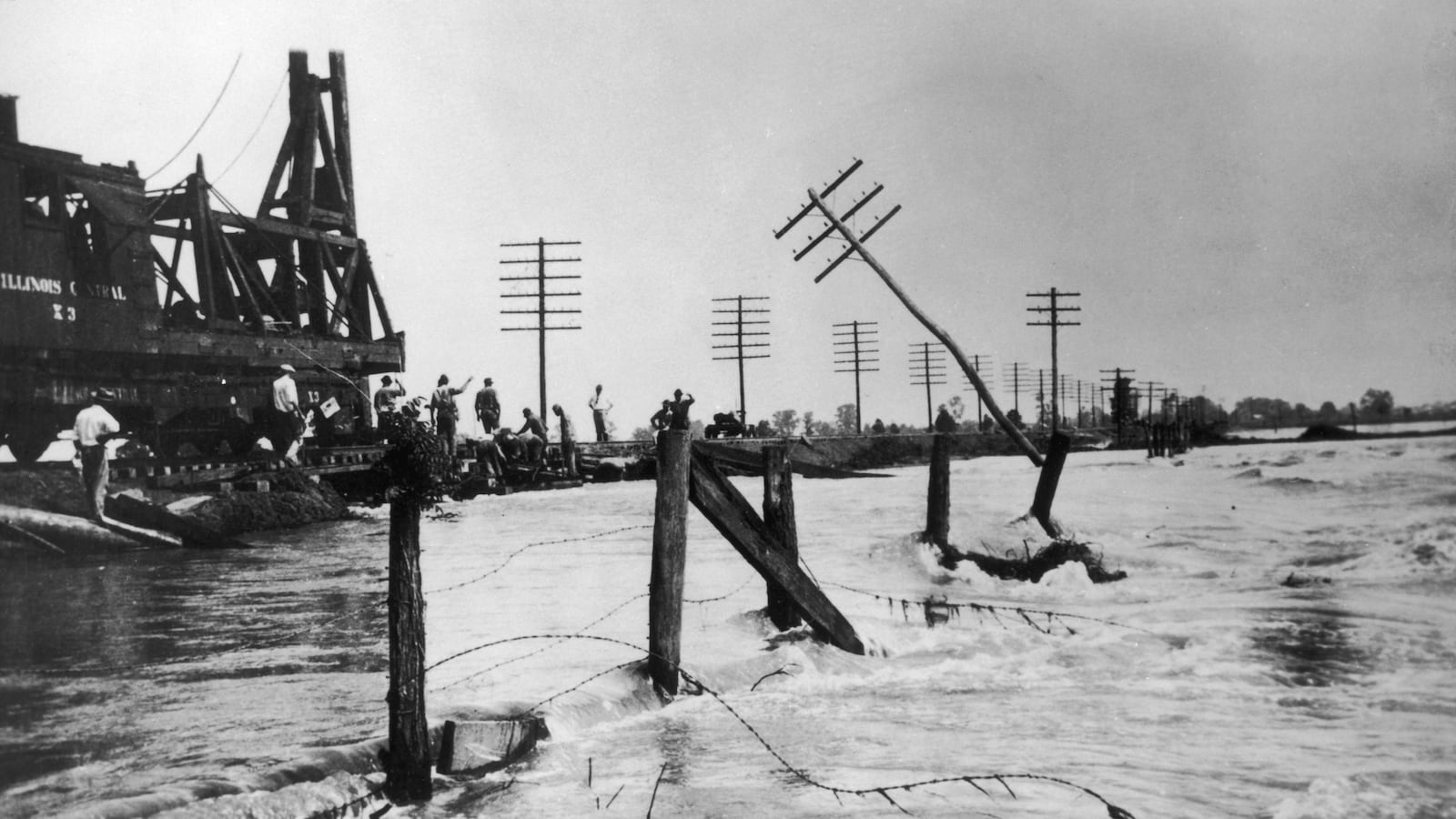 articles/2014/01/06/the-great-flood-hauntingly-poetic-documentary-recounts-the-worst-flood-in-u-s-history/140105-stern-great-flood-tease_whvxcq