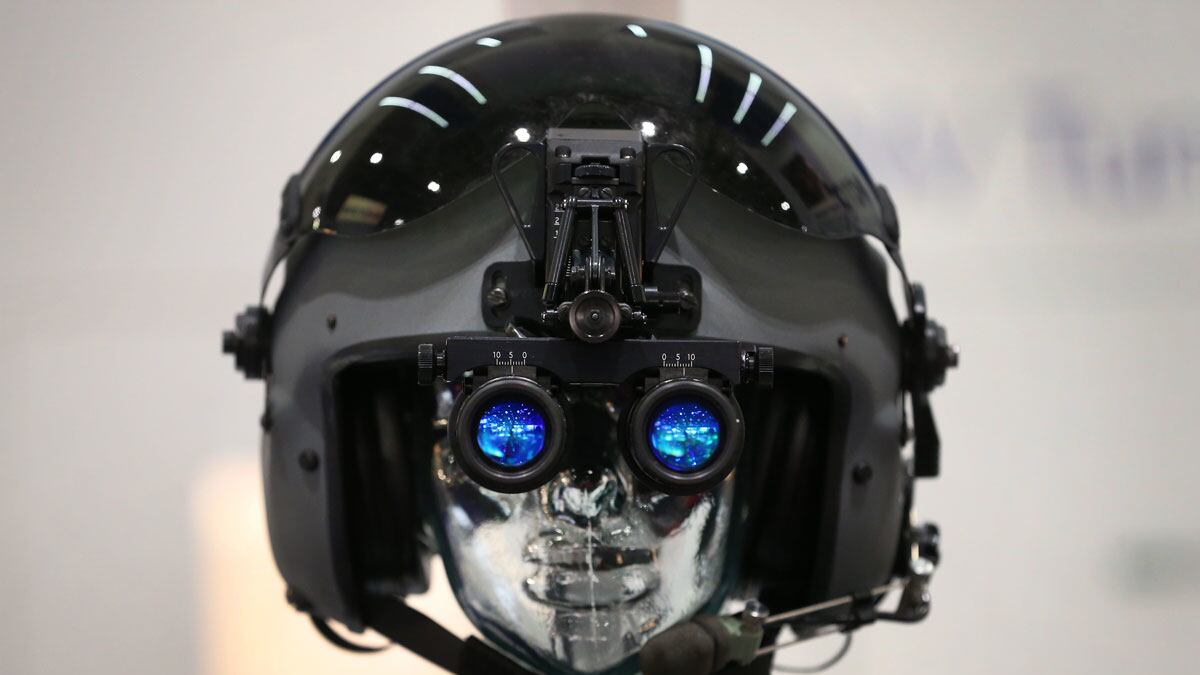 cheats/2014/10/09/russian-tried-to-sell-u-s-military-tech/141009-russia-nightvision-theft-cheat_lmt1zp