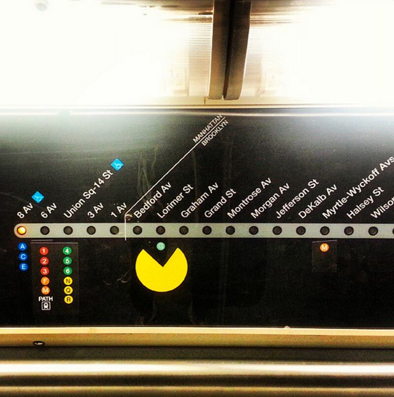 galleries/2013/10/20/the-13-best-fashion-instagrams/fashion-instagrams-nylon_pdya6a