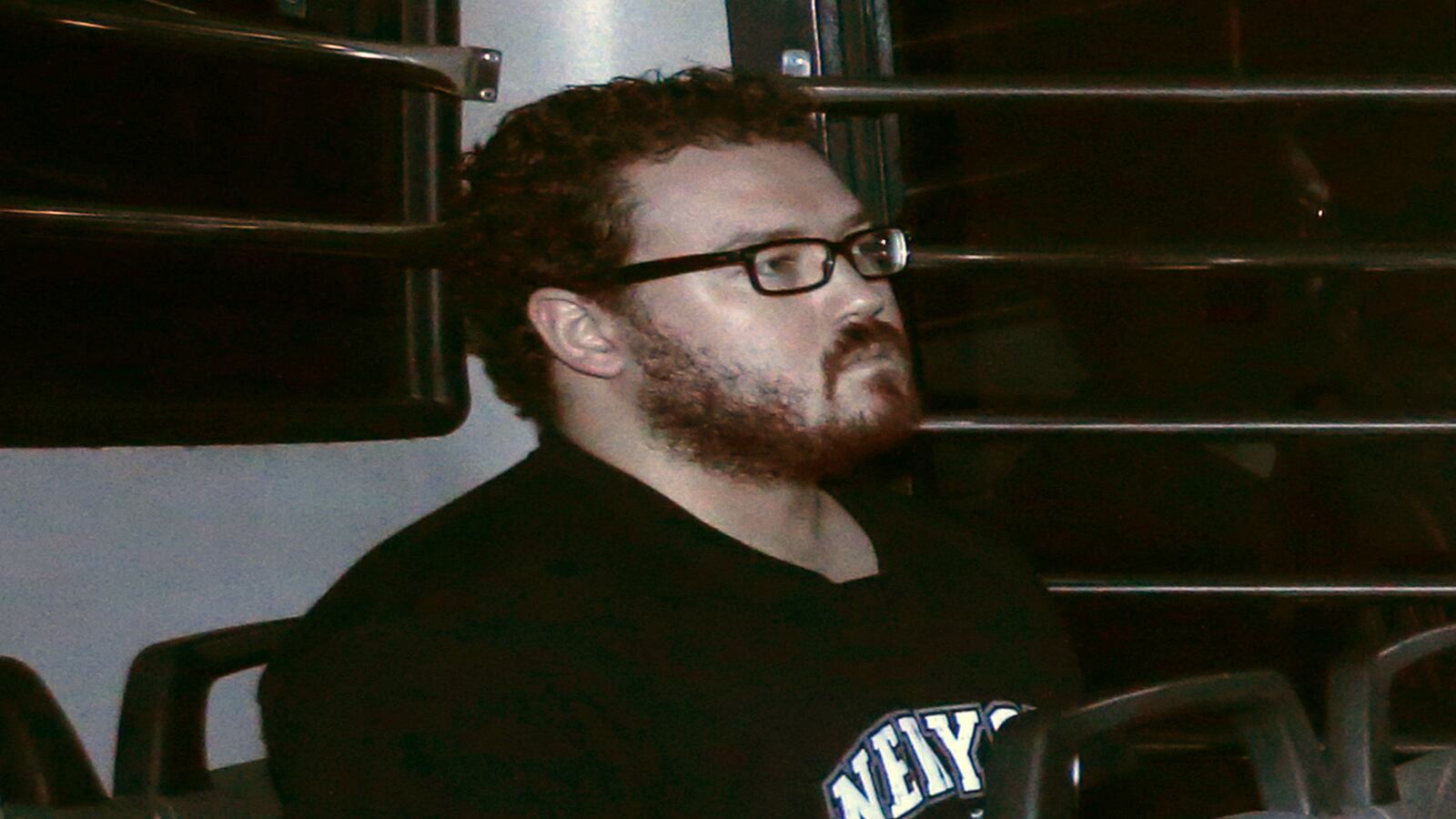 cheats/2014/11/23/hong-kong-banker-found-fit-for-murder-trial/141123-jutting-cheat_renczp